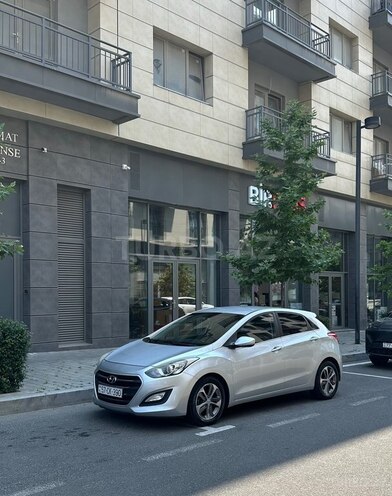 Hyundai i30-6