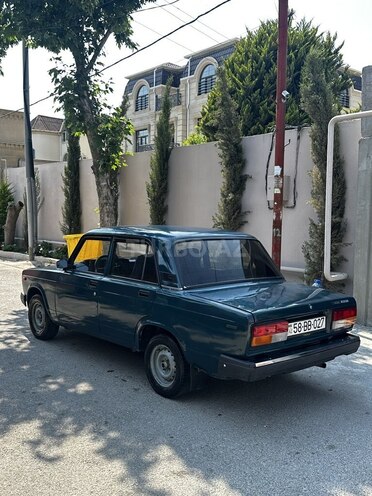 LADA (VAZ) 2107-2