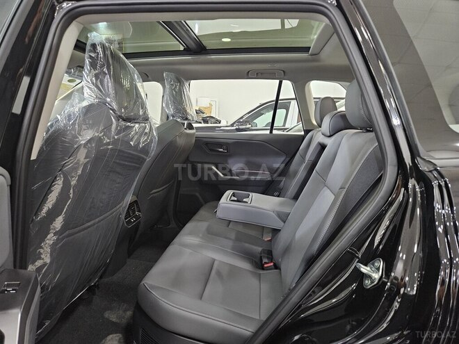 Toyota RAV4-14