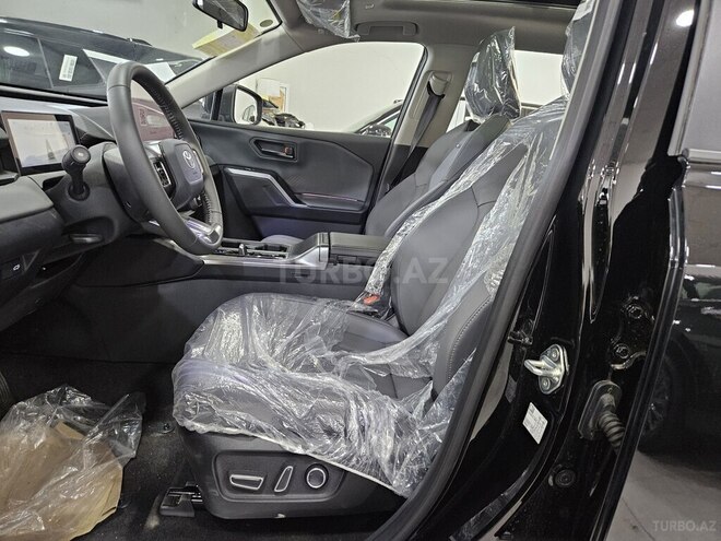 Toyota RAV4-13