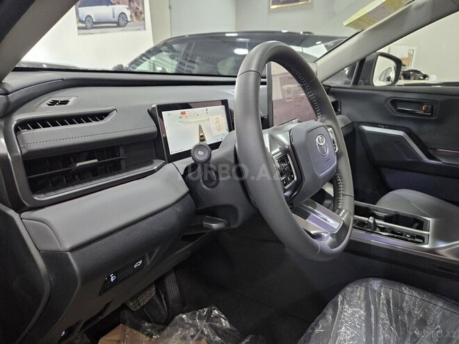 Toyota RAV4-10