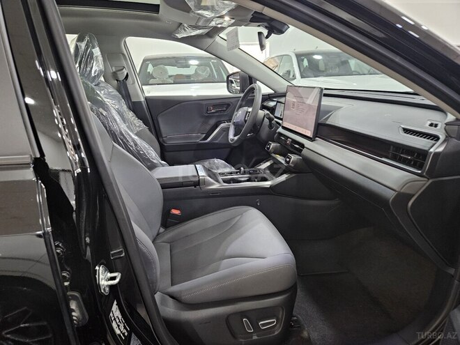 Toyota RAV4-17