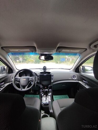 Chevrolet Cruze-9