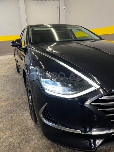 Hyundai Sonata-2