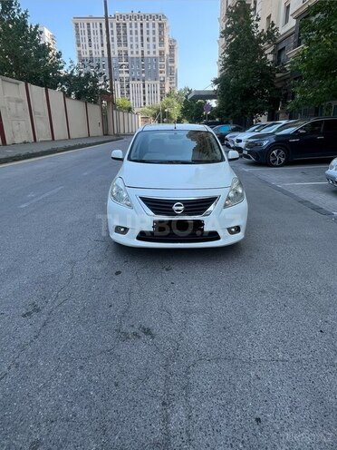 Nissan Sunny-1