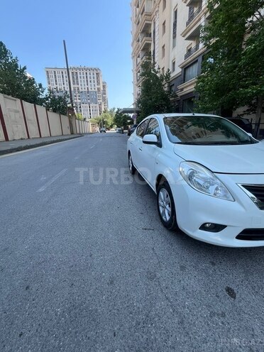Nissan Sunny-3
