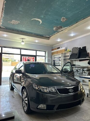 Kia Cerato-1