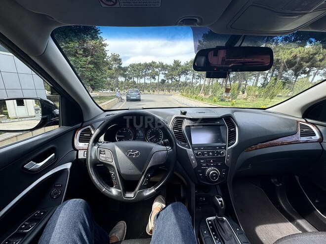 Hyundai Santa Fe-5