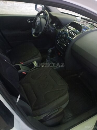 Renault Megane-4