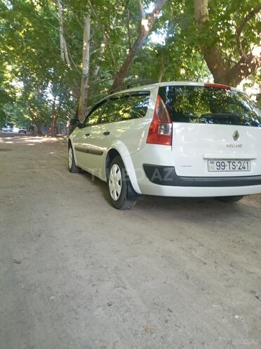 Renault Megane-7
