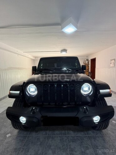 Jeep Wrangler-1