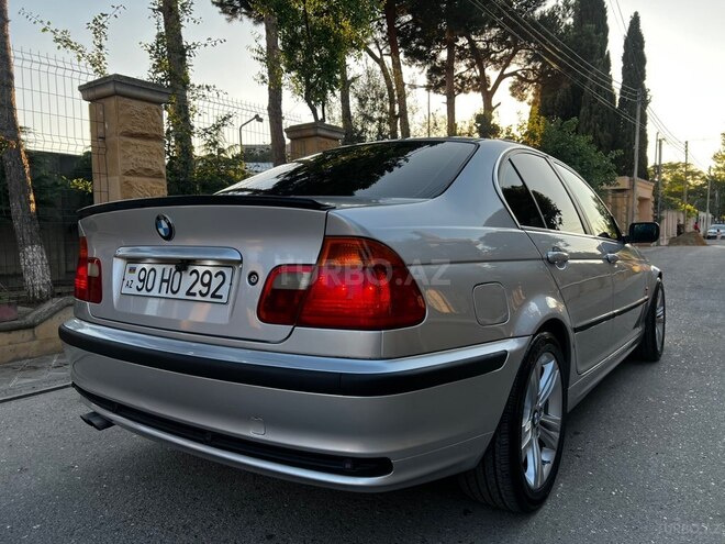 BMW 320-6