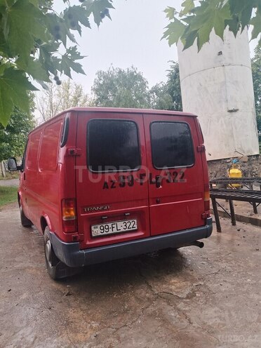 Ford Transit-3