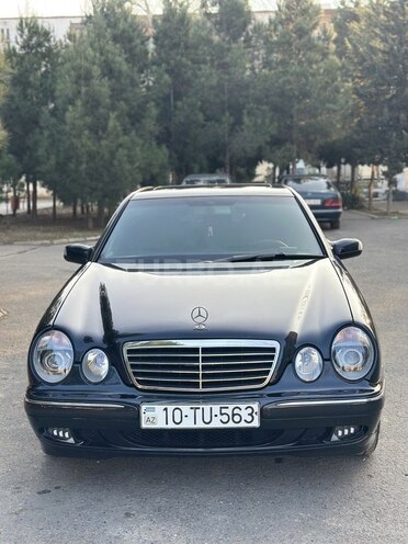 Mercedes E 240-12