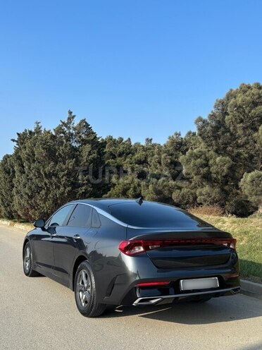 Kia K5-3