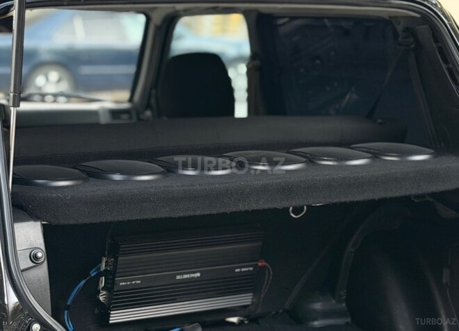 LADA (VAZ) Niva-8