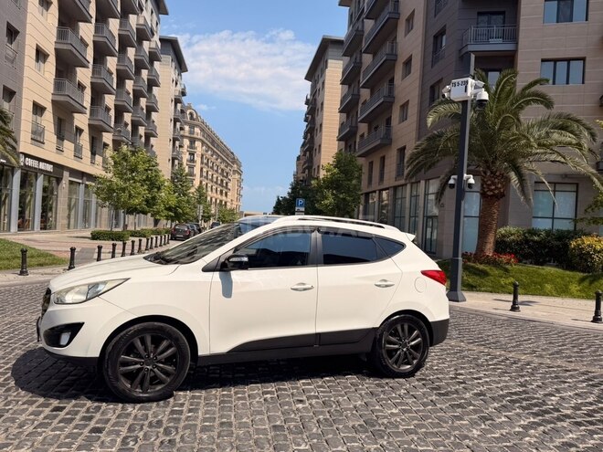 Hyundai ix35-17