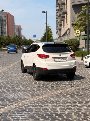 Hyundai ix35-14