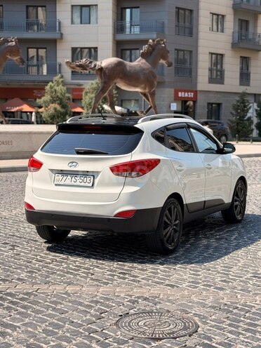 Hyundai ix35-10