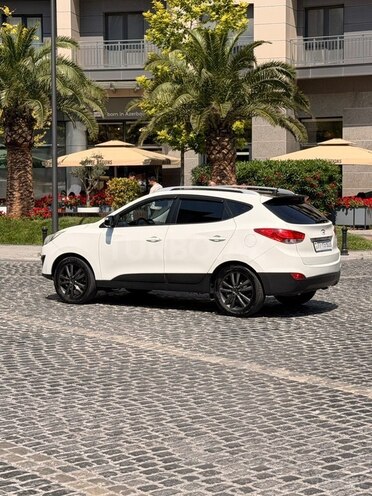 Hyundai ix35-11
