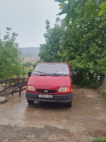 Ford Transit-1