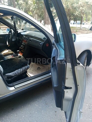 Mercedes E 230-14