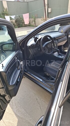 Mercedes C 230-6