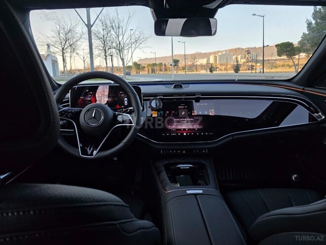 Mercedes E 350 e -11