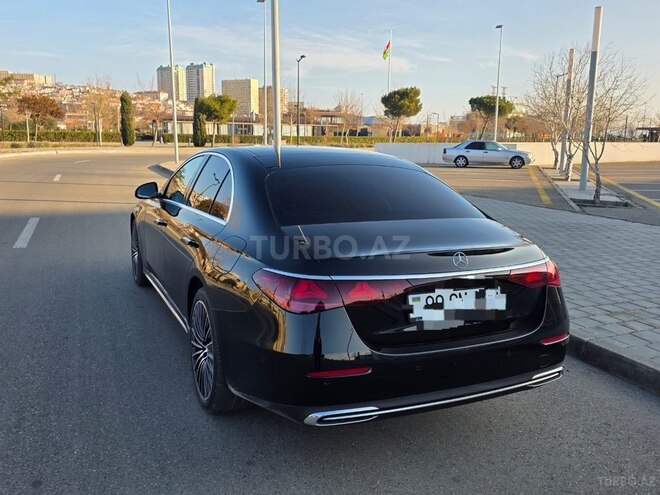 Mercedes E 350 e -7