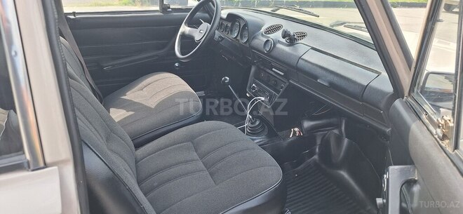 LADA (VAZ) 2106-17