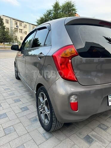 Kia Picanto-7