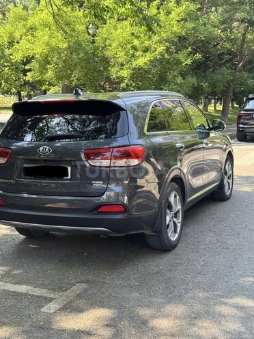 Kia Sorento-4