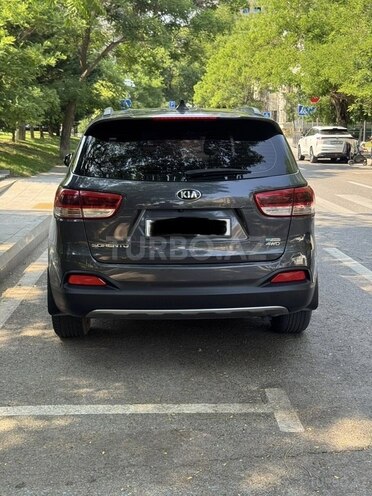 Kia Sorento-2