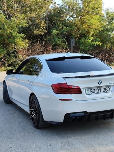 BMW 528-2