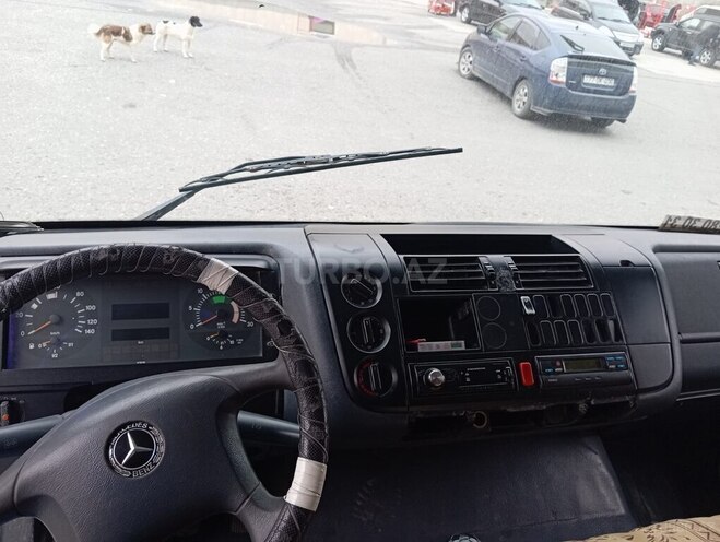 Mercedes Atego 1323-3