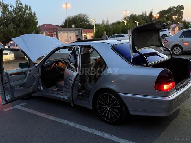 Mercedes C 230-10