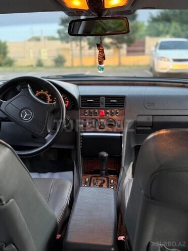 Mercedes C 230-16