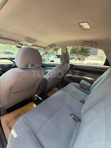 Toyota Prius-14