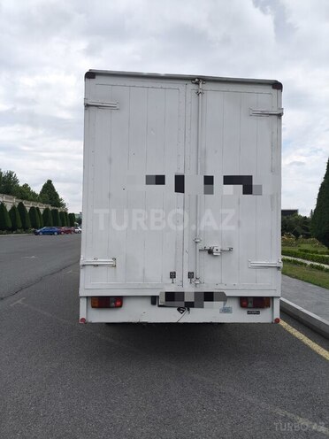 Ford Transit-5