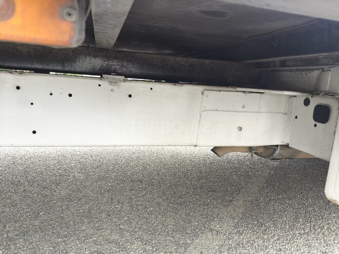Ford Transit-15