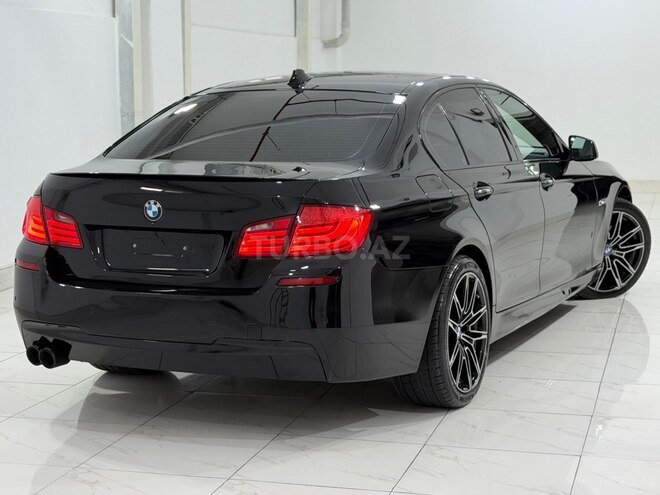 BMW 528-9