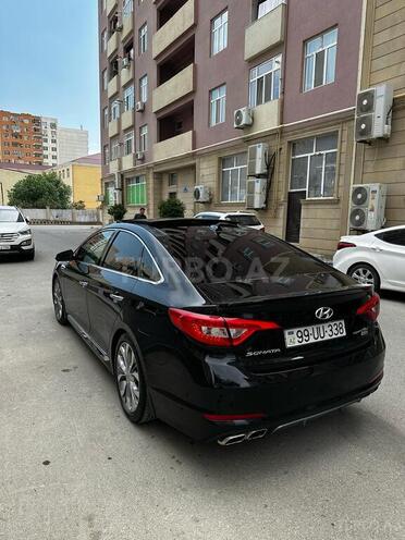 Hyundai Sonata-5