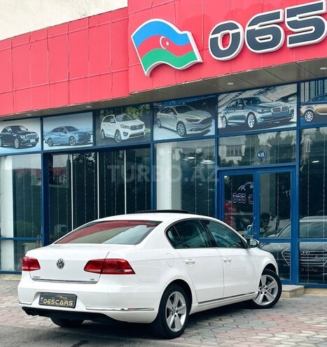 Volkswagen Passat-15