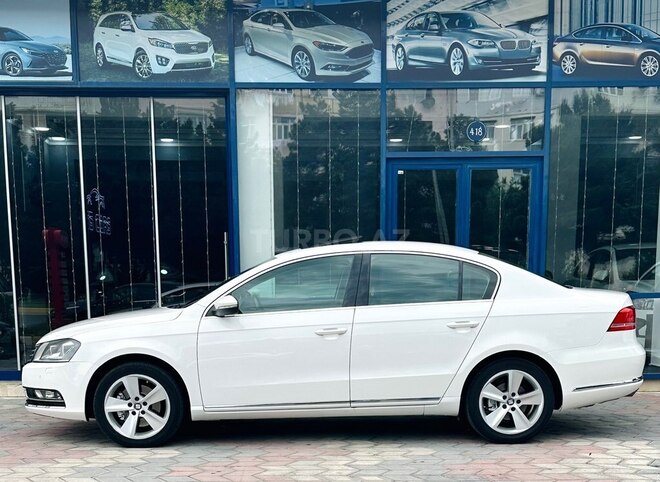 Volkswagen Passat-18