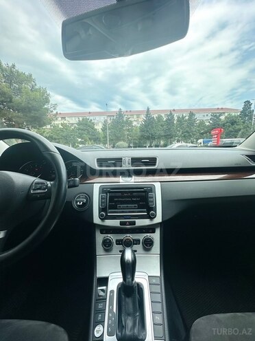 Volkswagen Passat-13