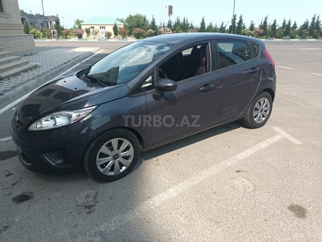 Ford Fiesta-4