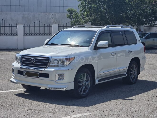 Toyota Land Cruiser-4