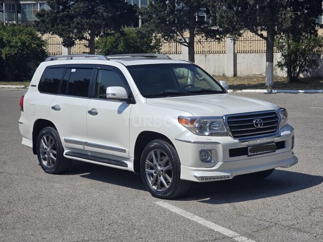Toyota Land Cruiser-5