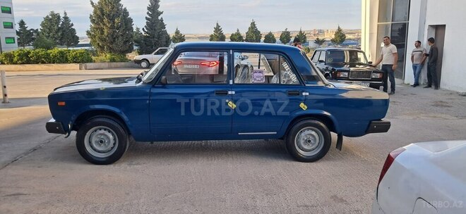LADA (VAZ) 2107-5