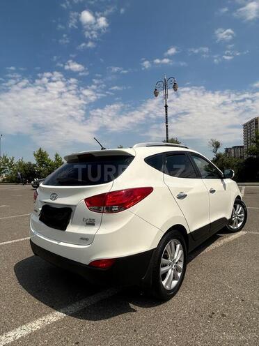 Hyundai ix35-7